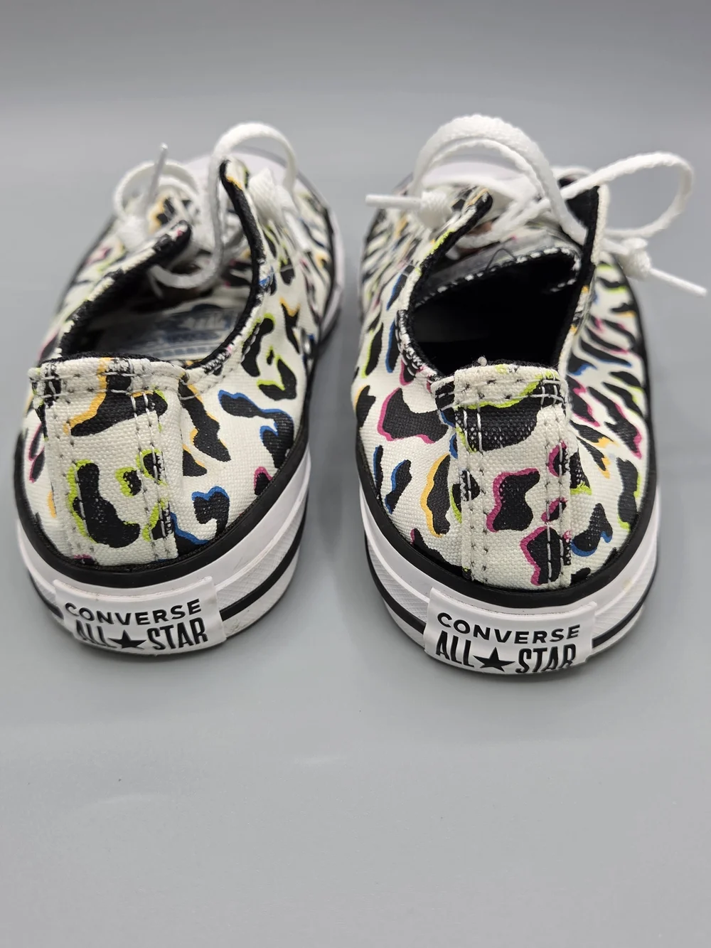 Converse Kids Low-Top Sneakers in White with Neon Leopard Print - Size 3